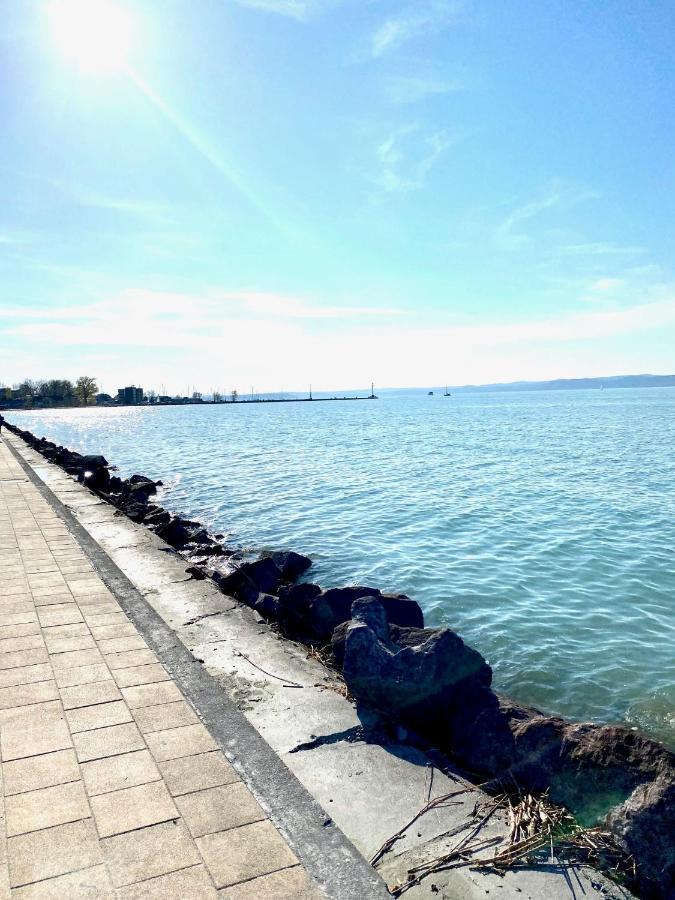 Lido Di Siofok - Aranypart - Minden 1 Percre! Διαμέρισμα Εξωτερικό φωτογραφία